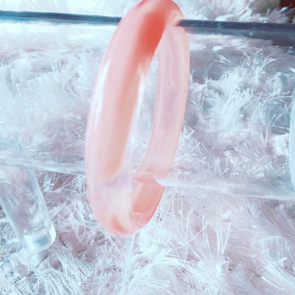 Jewelry - Peach Lucite Bangle Bracelet